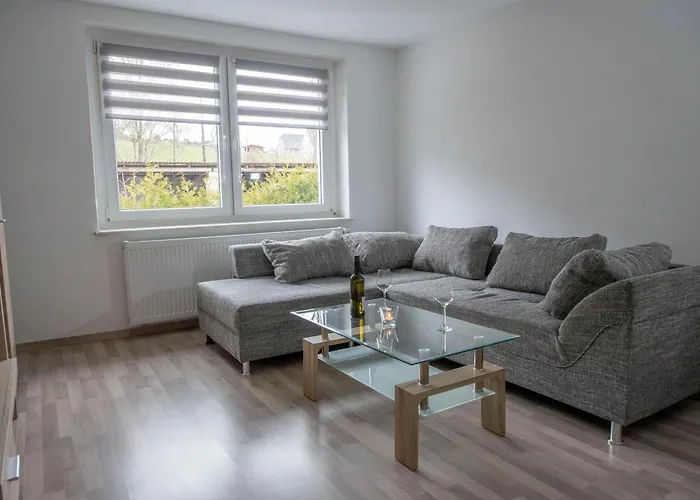 Zum Schlossblick * فولكنشتاين